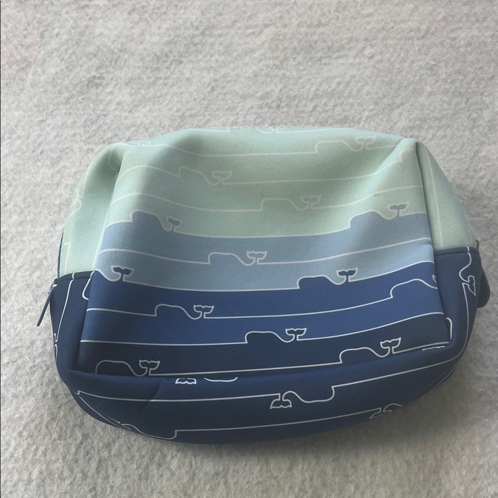 Vineyard Vines Mint and Navy Whale Zip Pouch